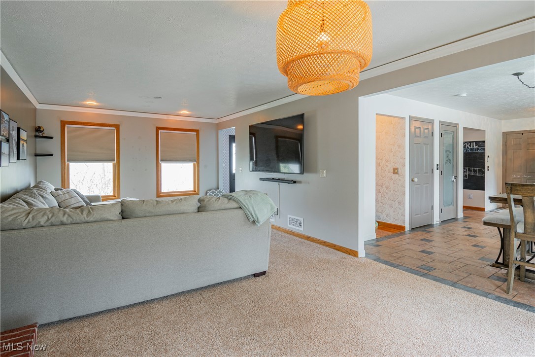 2863 Valley Road, Cuyahoga Falls, Ohio image 15