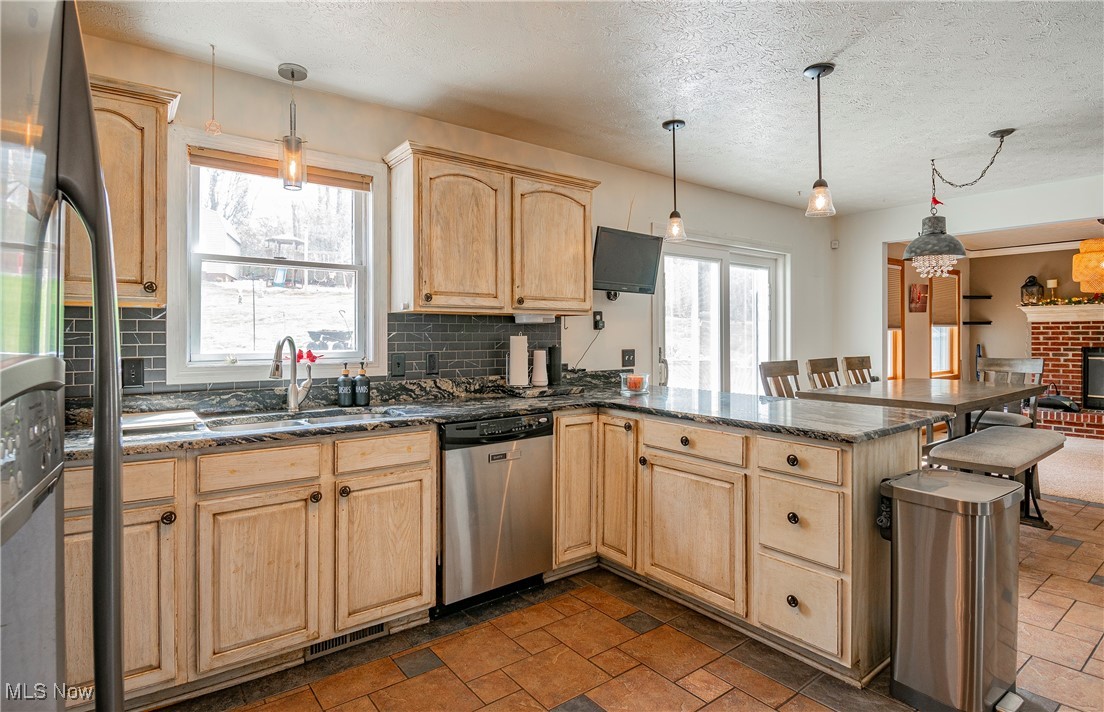 2863 Valley Road, Cuyahoga Falls, Ohio image 10