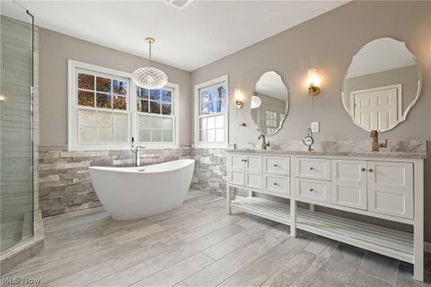 Tiny photo for 8140 Carrington Place, Chagrin Falls, OH 44023 (MLS # 5256953)
