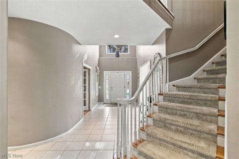 Tiny photo for 8140 Carrington Place, Chagrin Falls, OH 44023 (MLS # 5256953)