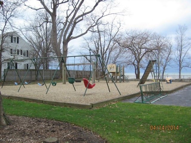 S H Kleinman Realty Cos Utopi - Residential