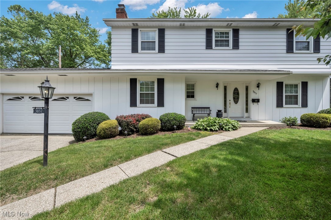 3857 Kay Drive, Stow, Ohio image 1