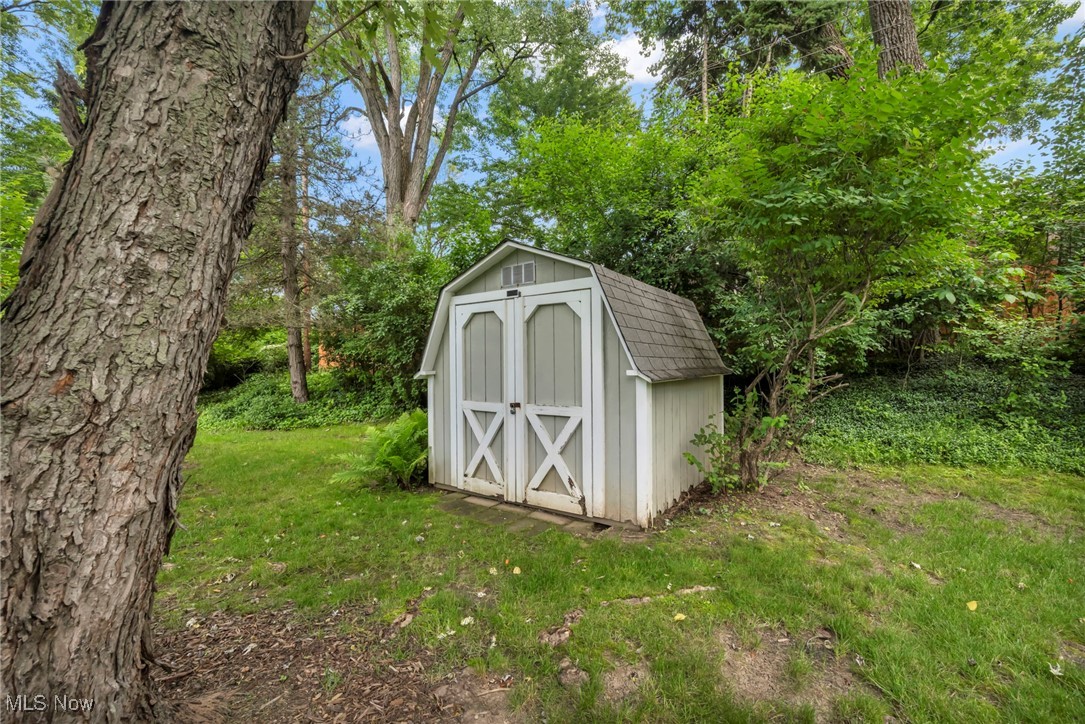 3857 Kay Drive, Stow, Ohio image 43