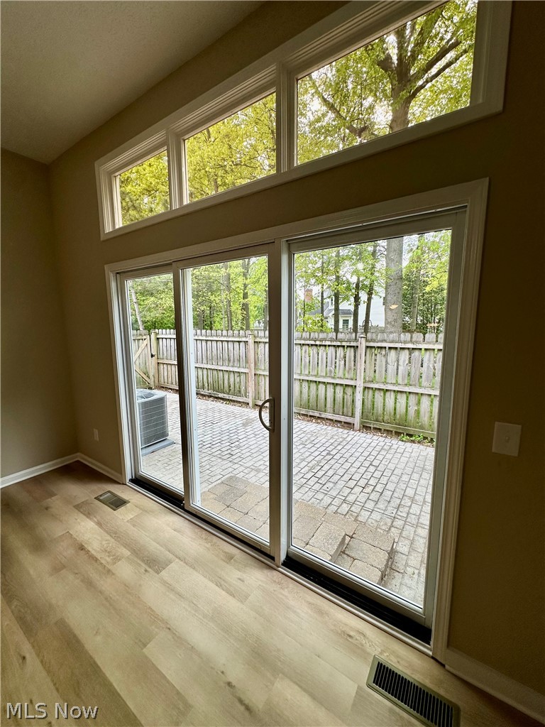 English Lakes Condo - Residential