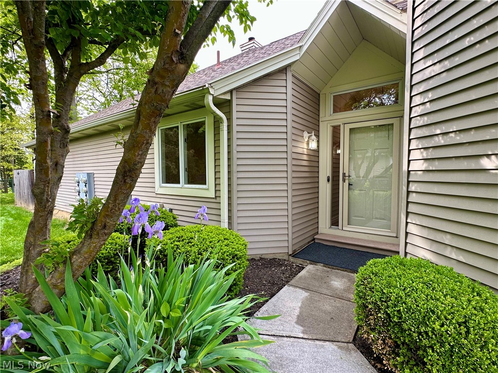 English Lakes Condo - Residential