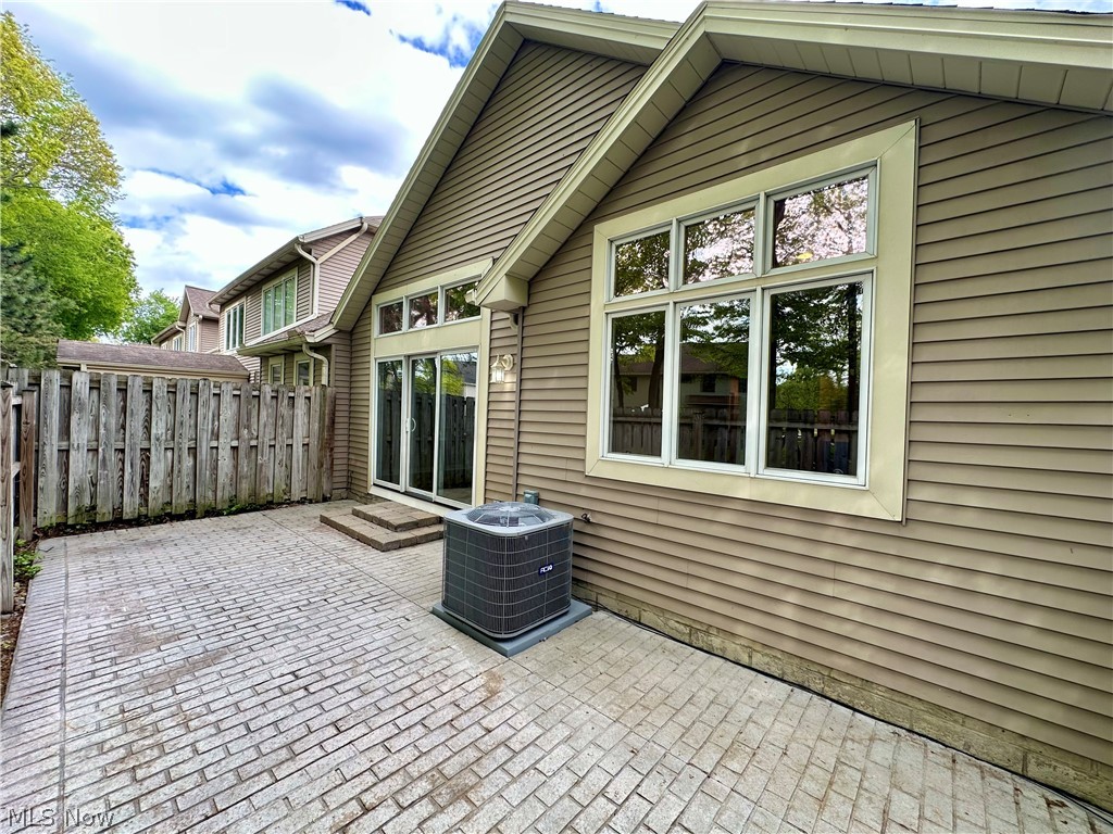 English Lakes Condo - Residential