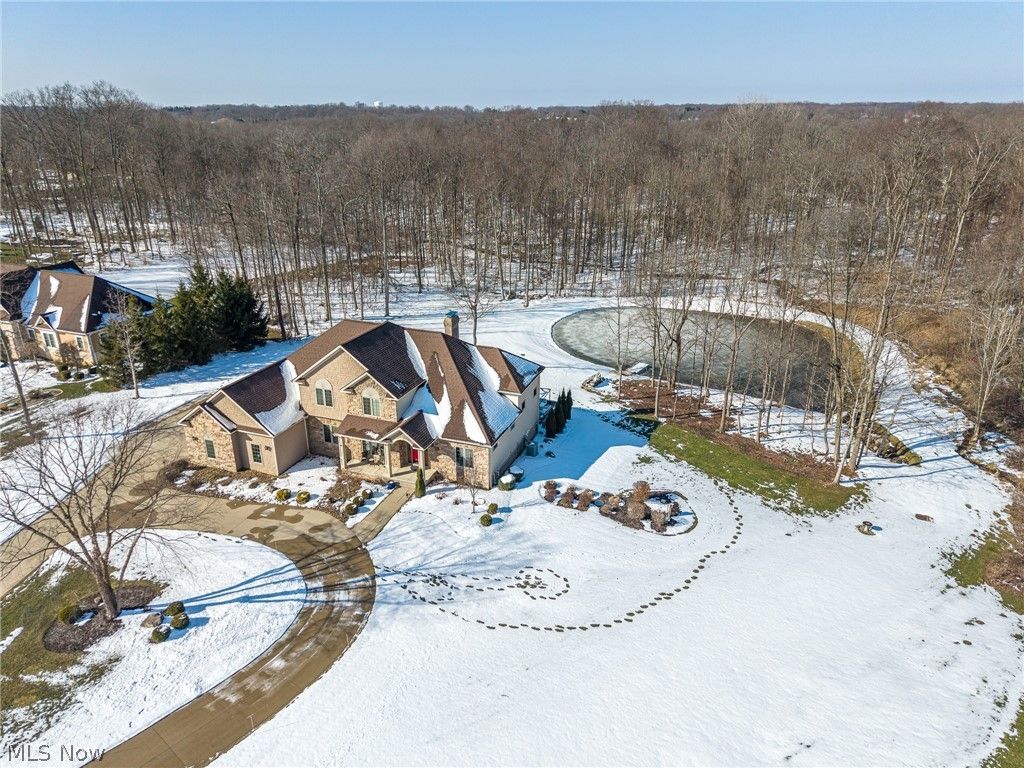 Photo of 2502 Morning Star Drive, Hinckley, OH 44233 (MLS # 5188622)