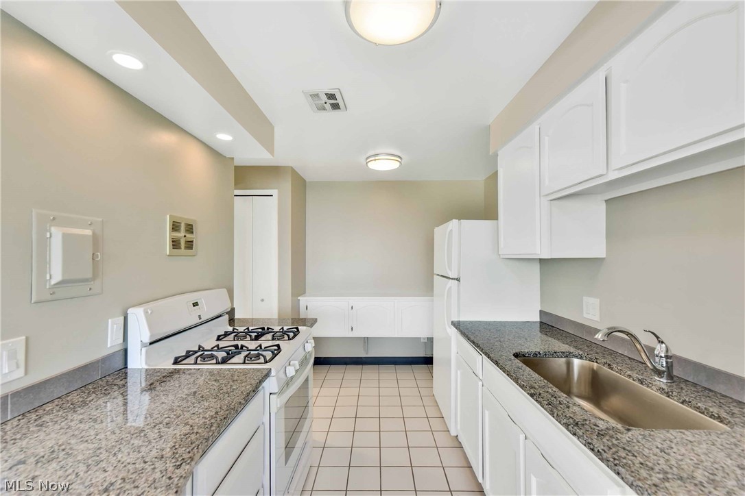 The Carlyle - Residential Lease