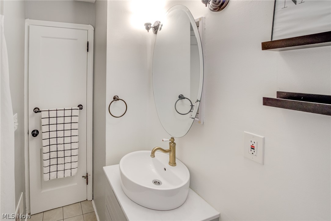 Ridgewood Gardens Anx - Residential