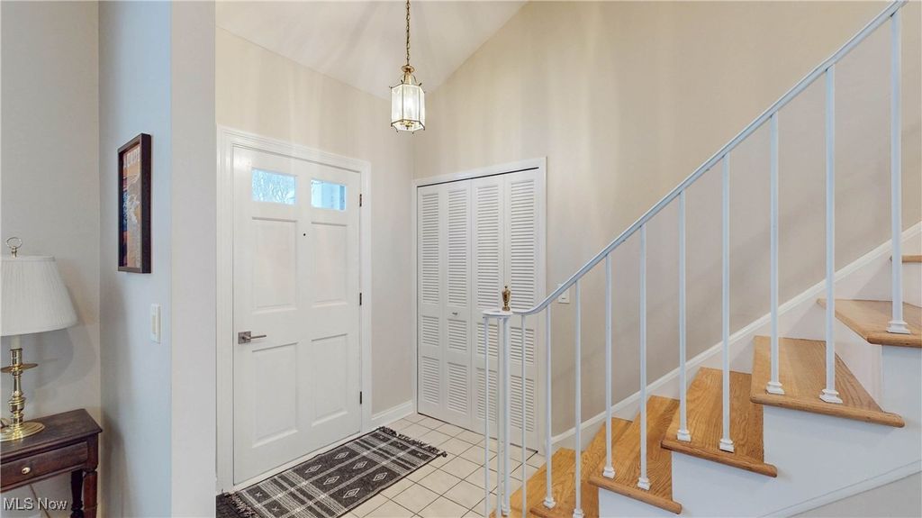 Photo of 328 Plymouth Drive, Bay Village, OH 44140 (MLS # 5182712)