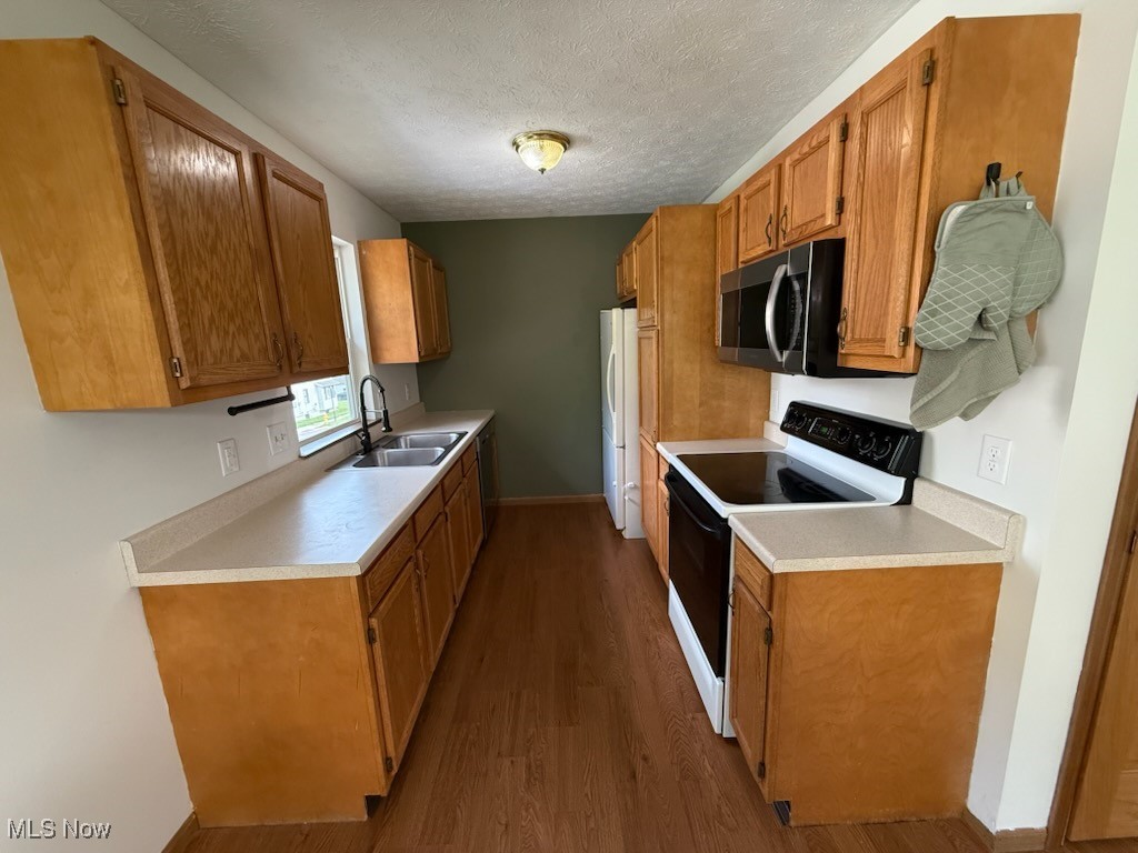 1027 W Hopocan Avenue, Barberton, Ohio image 16