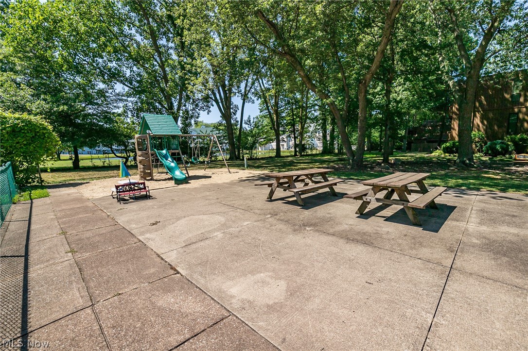 Smugglers Cove Condo - Residential