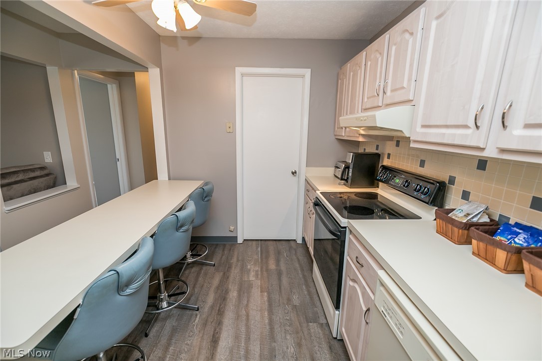 Smugglers Cove Condo - Residential