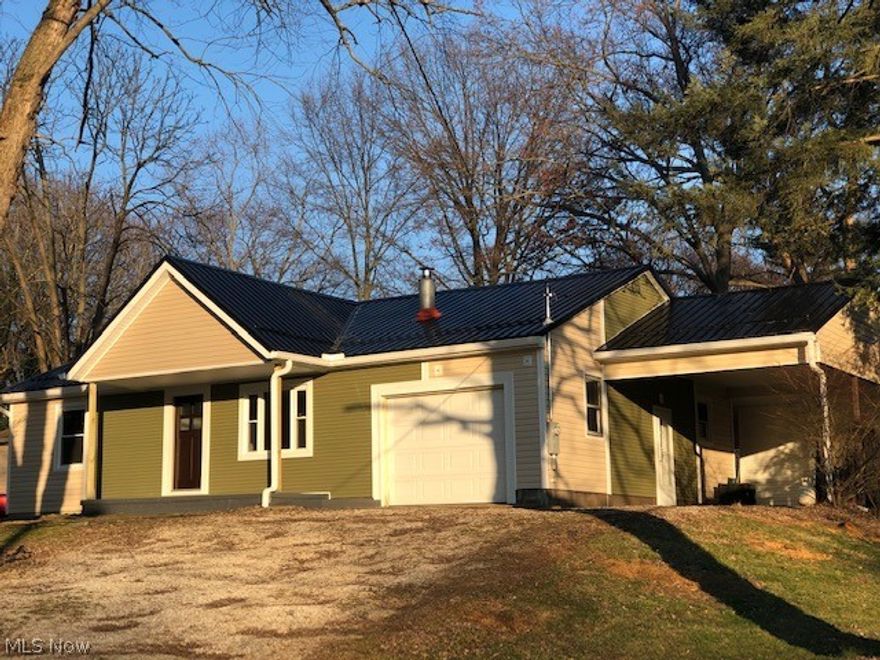 Move right in! Newly remodeled ranch! New siding and roof. Very charming and cozy!!! Come view this move in ready home!!