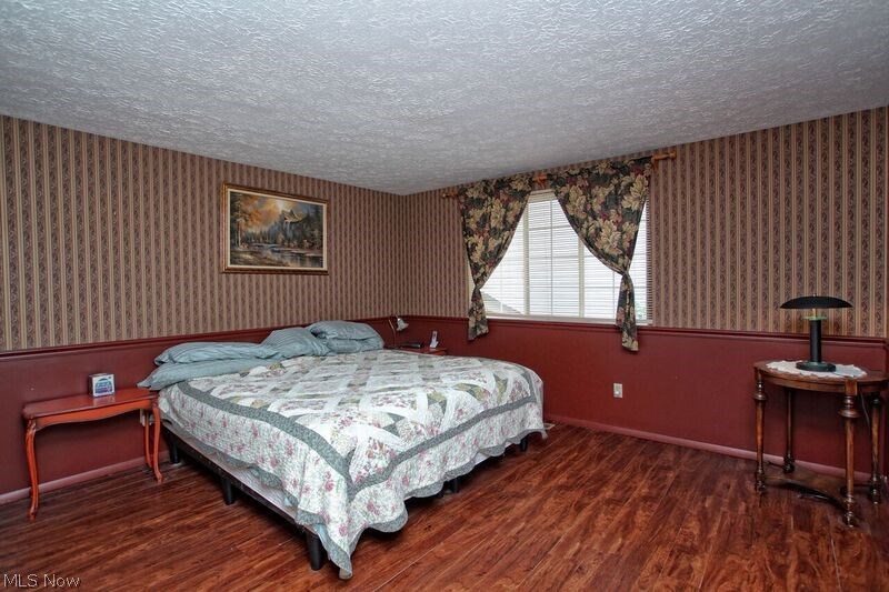 Laurel Glens - Residential