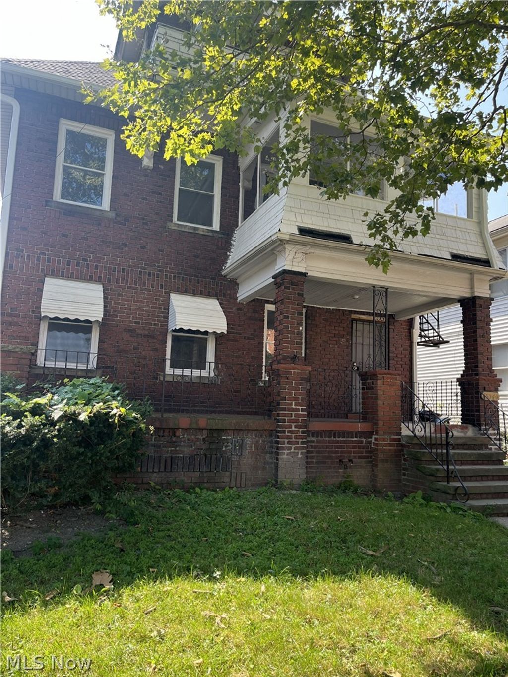 Photo of 15340 Yorick Avenue #3rd floor, Cleveland, OH 44110 (MLS # 5189677)