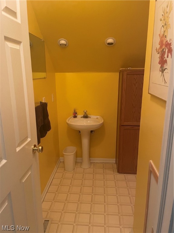 Brookside Condo Ph V - Residential