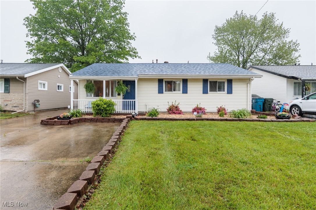 4149 Knickerbocker Road, Sheffield Lake, Ohio image 1