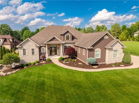 Homes For Sale - 8591 Harlequin Circle<br/> Massillon, OH 44646