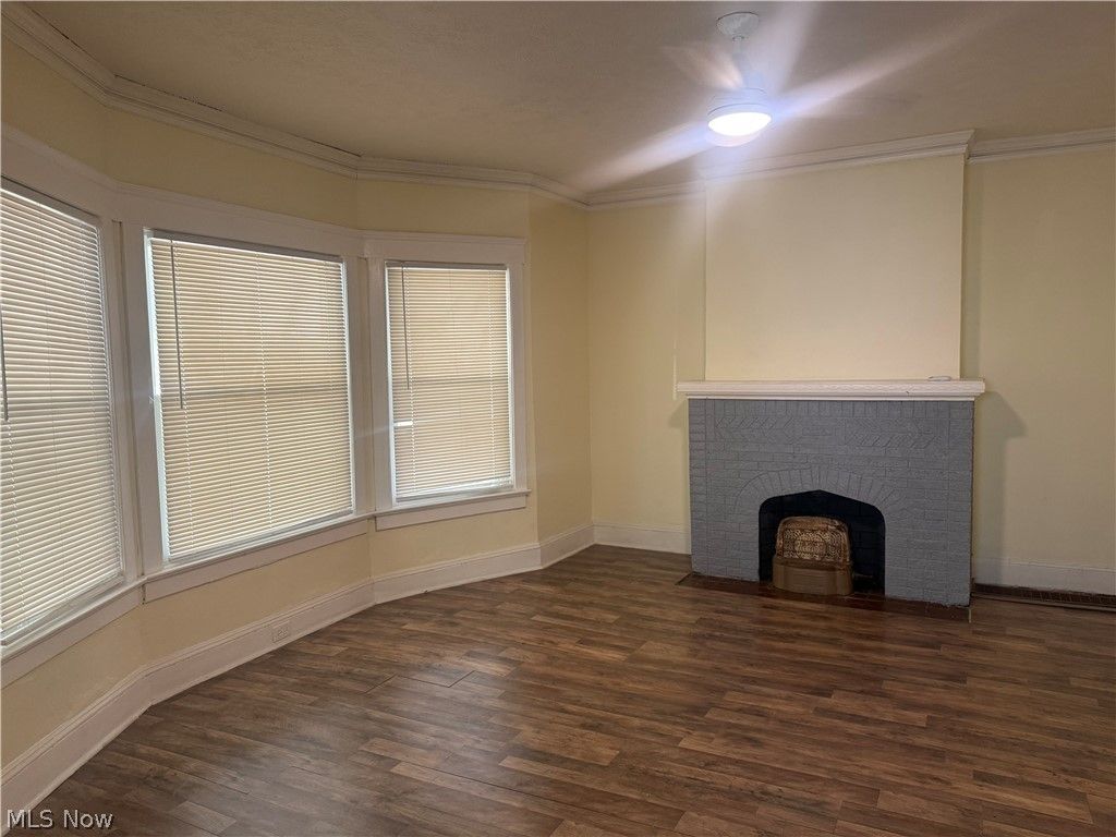 Photo of 10318 Somerset Avenue, Cleveland, OH 44108 (MLS # 5202496)