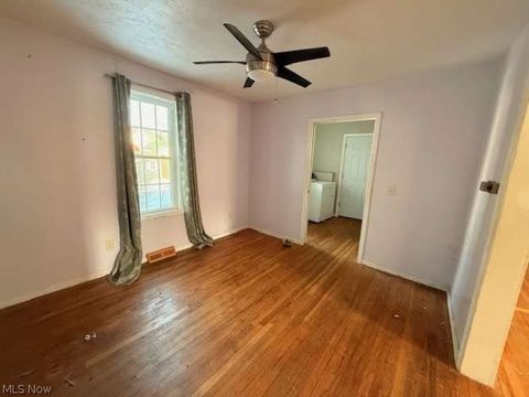 Tiny photo for 216 Murphy Avenue, Grand River, OH 44045 (MLS # 5187741)