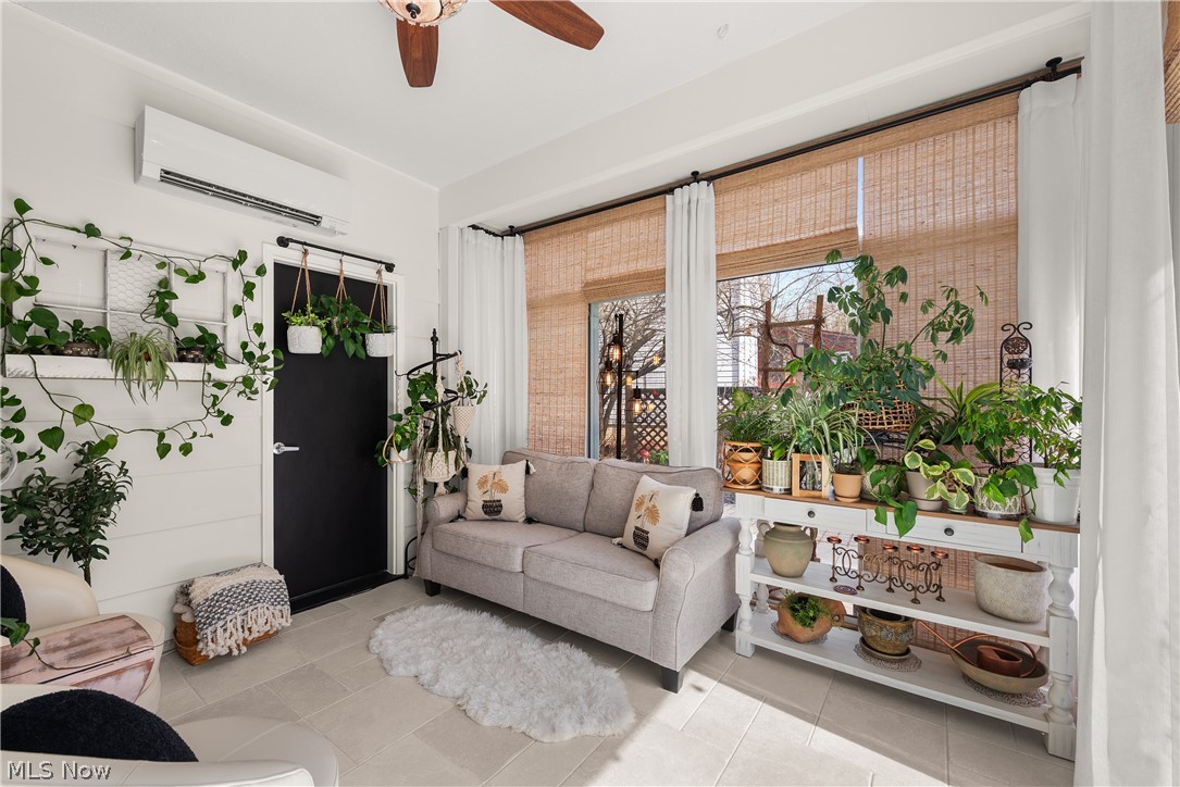 Briar Lake - Residential