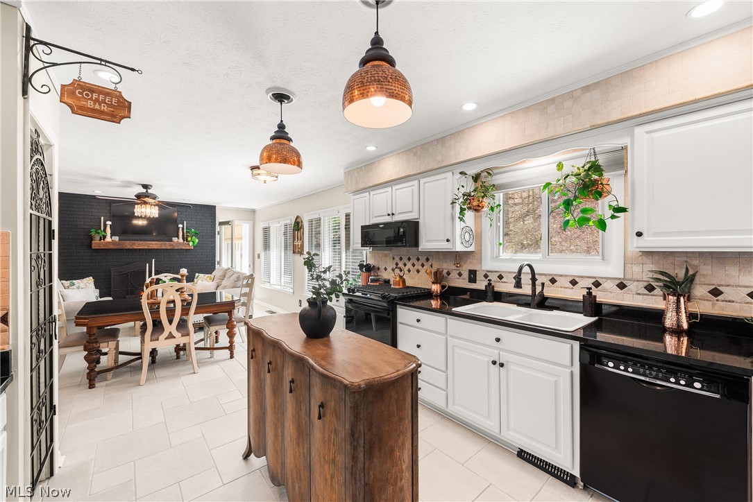 Briar Lake - Residential