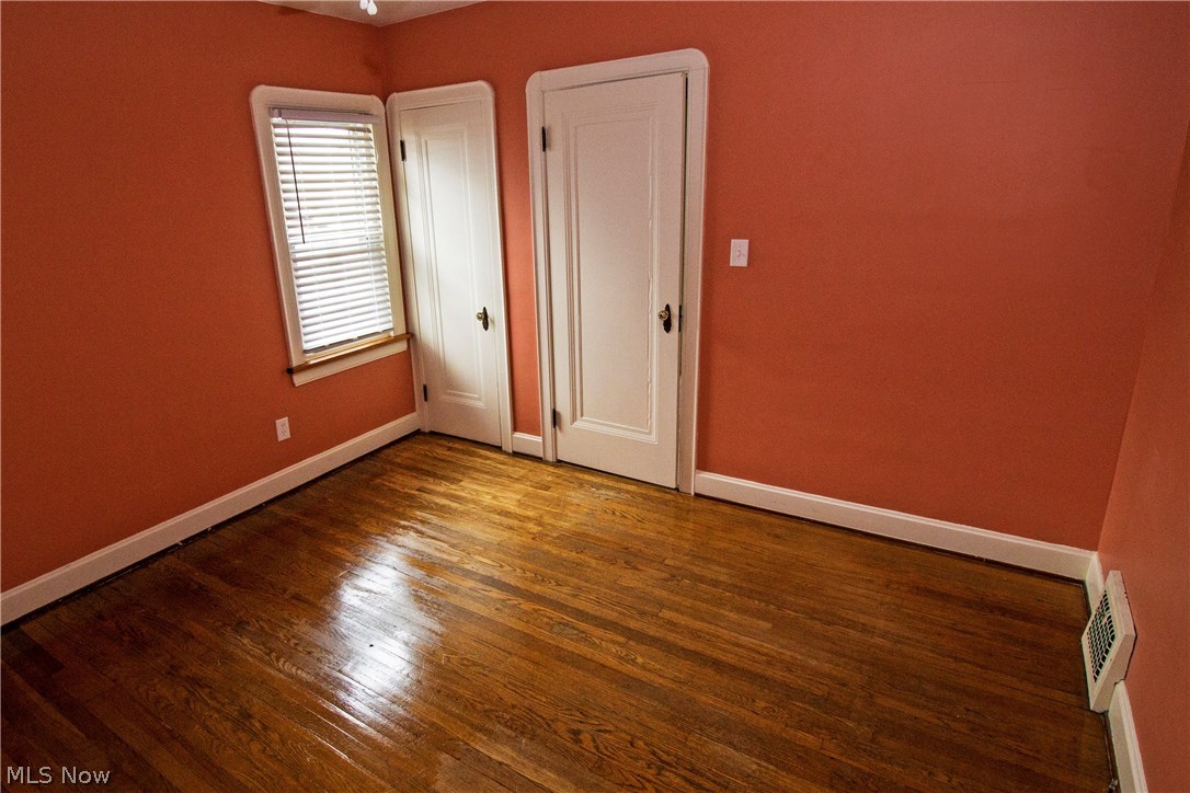 Ridgewood Garden Anx - Residential