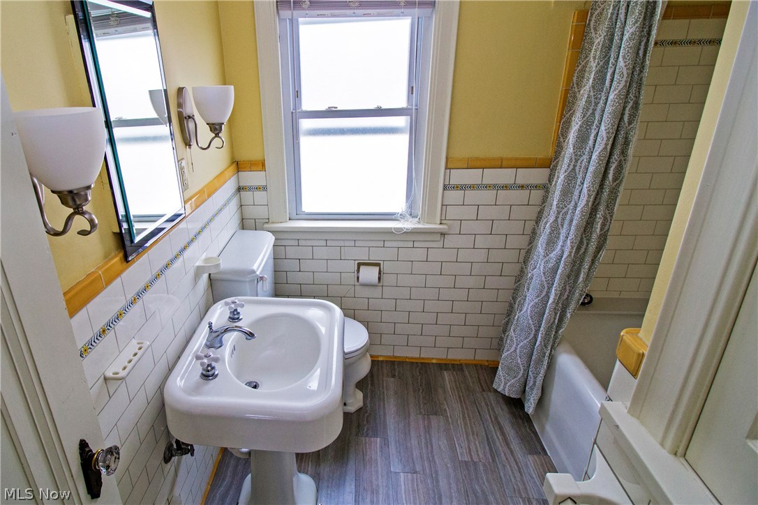 Ridgewood Garden Anx - Residential