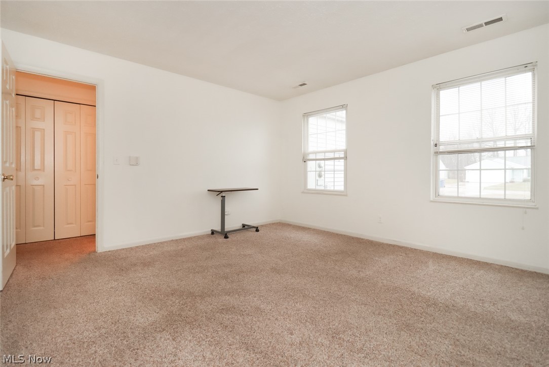 Farmington Meadows Condo 03 - Residential