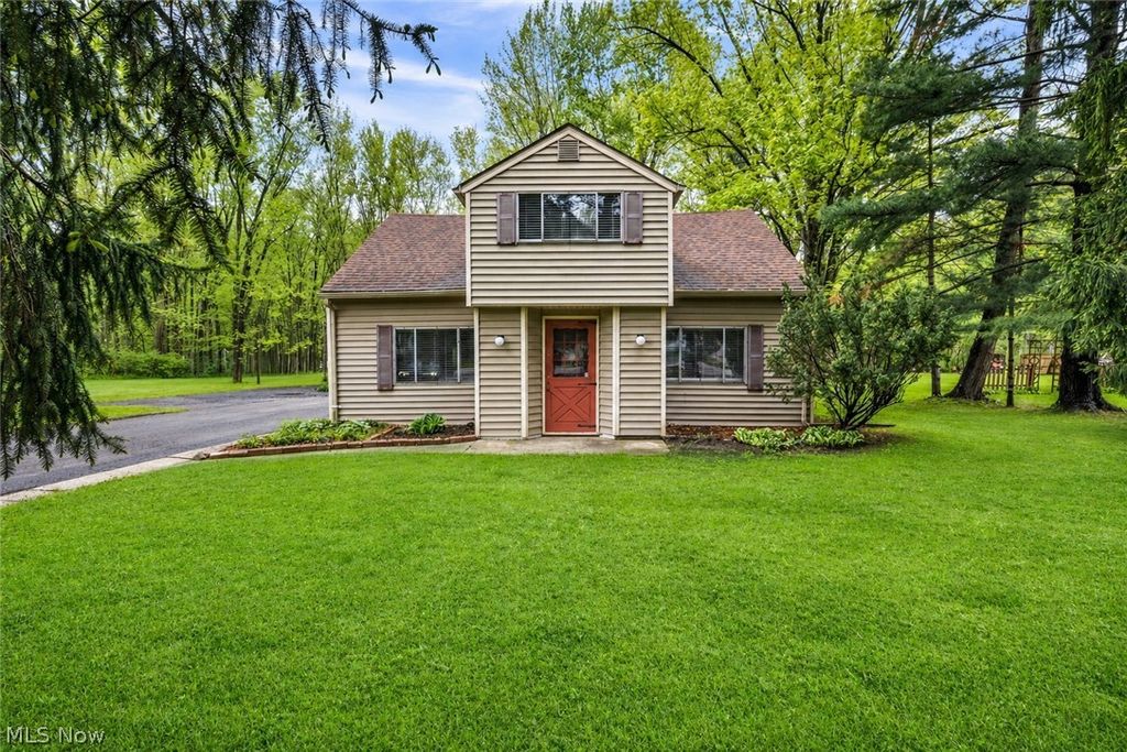 Photo of 5026 Lear Nagle Road, North Ridgeville, OH 44039 (MLS # 5196959)