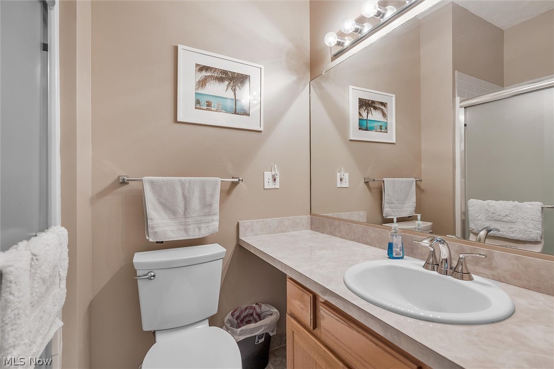 Emerald Point 02 Condos - Residential