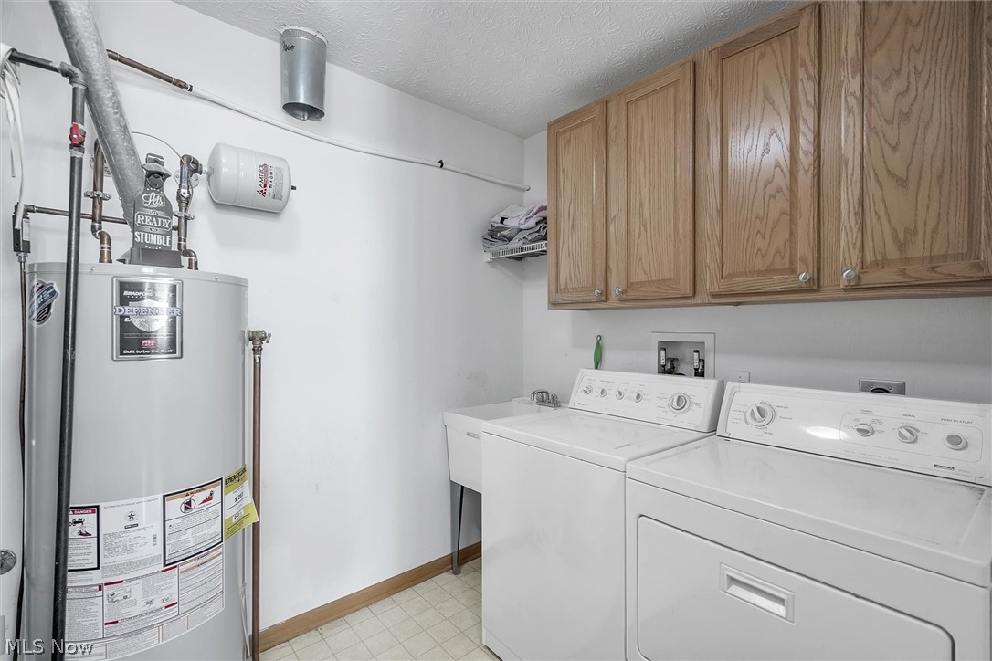 Emerald Point 02 Condos - Residential