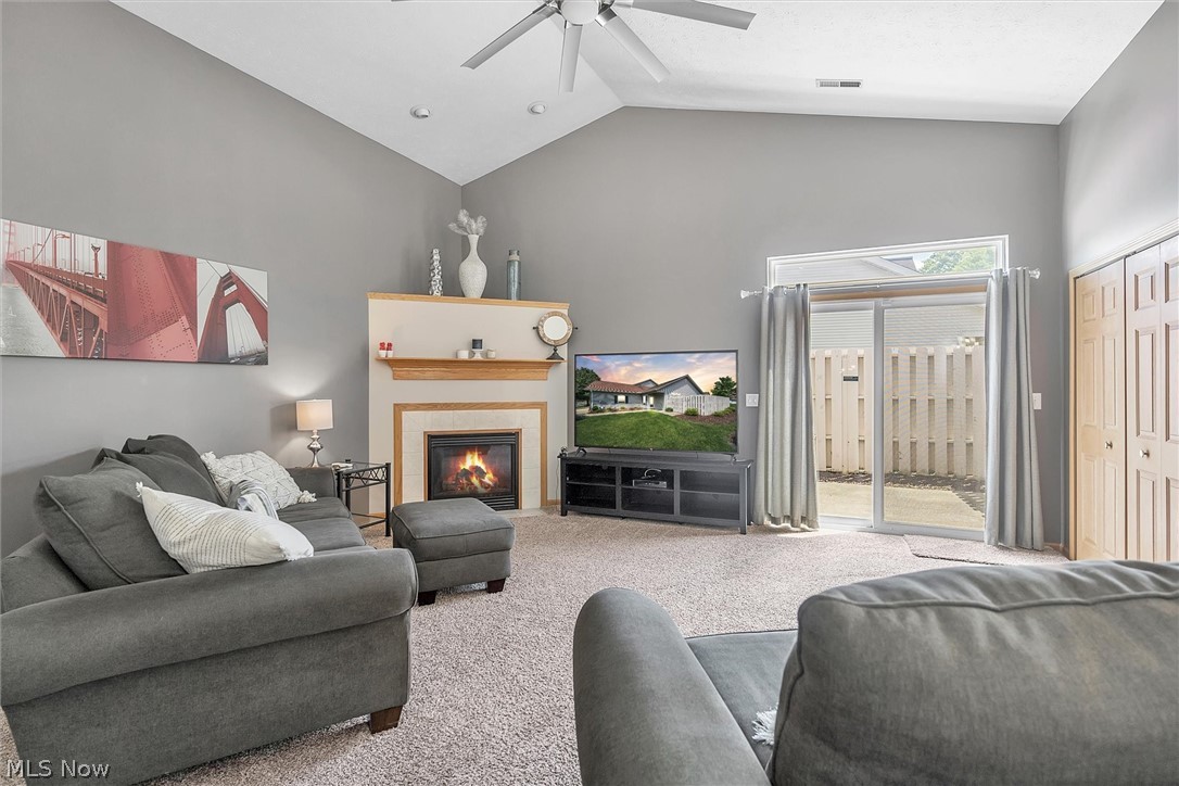 Emerald Point 02 Condos - Residential