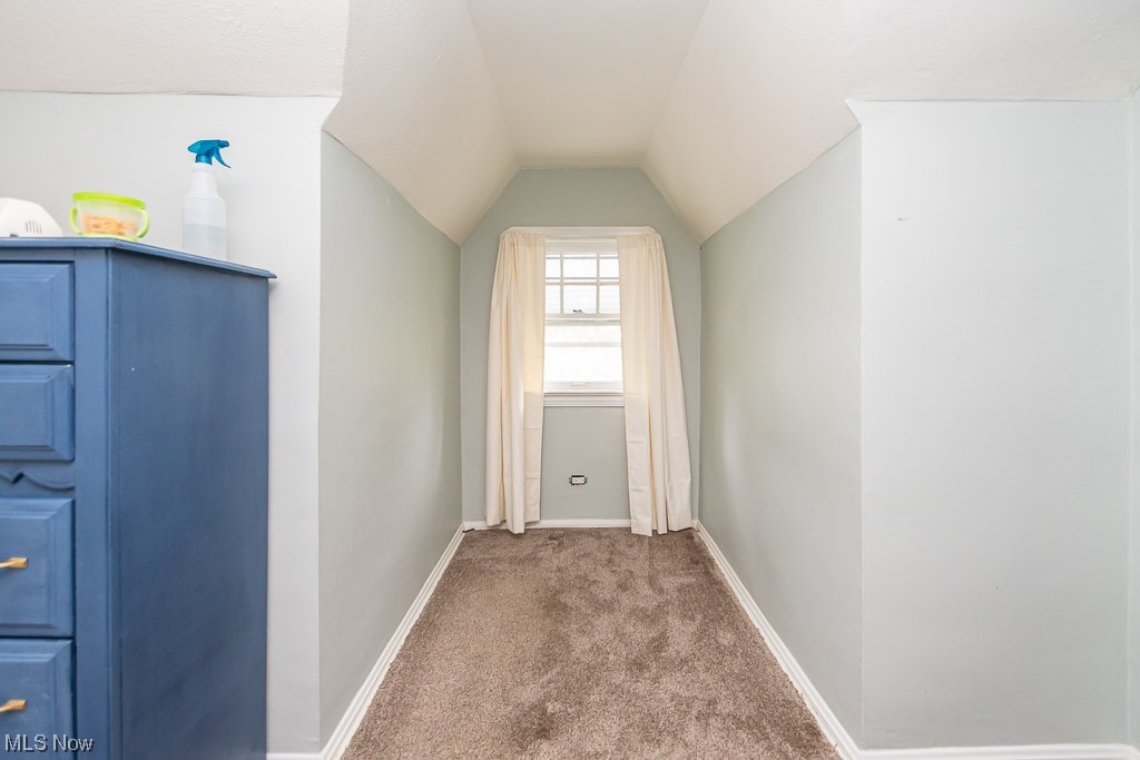 Warren Crest - Residential