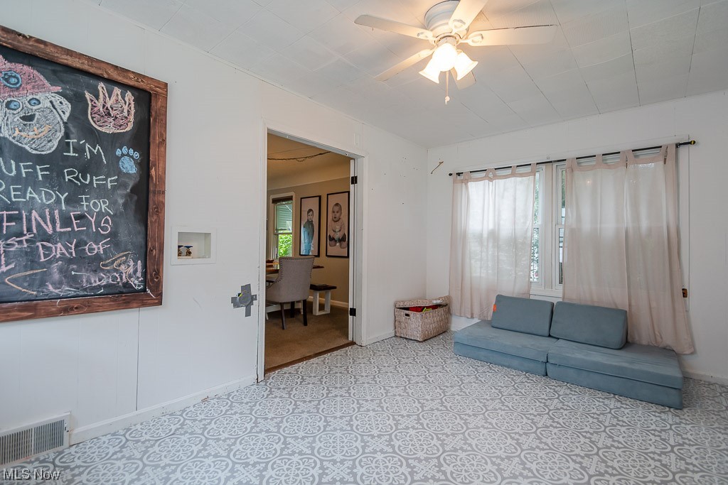 Warren Crest - Residential