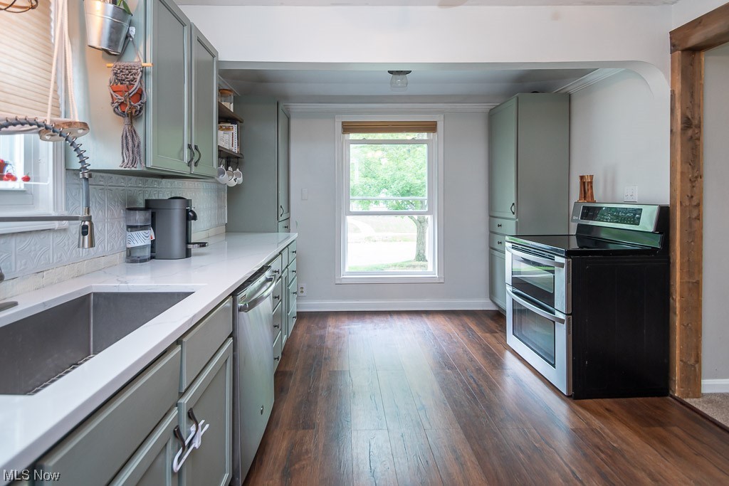 Warren Crest - Residential