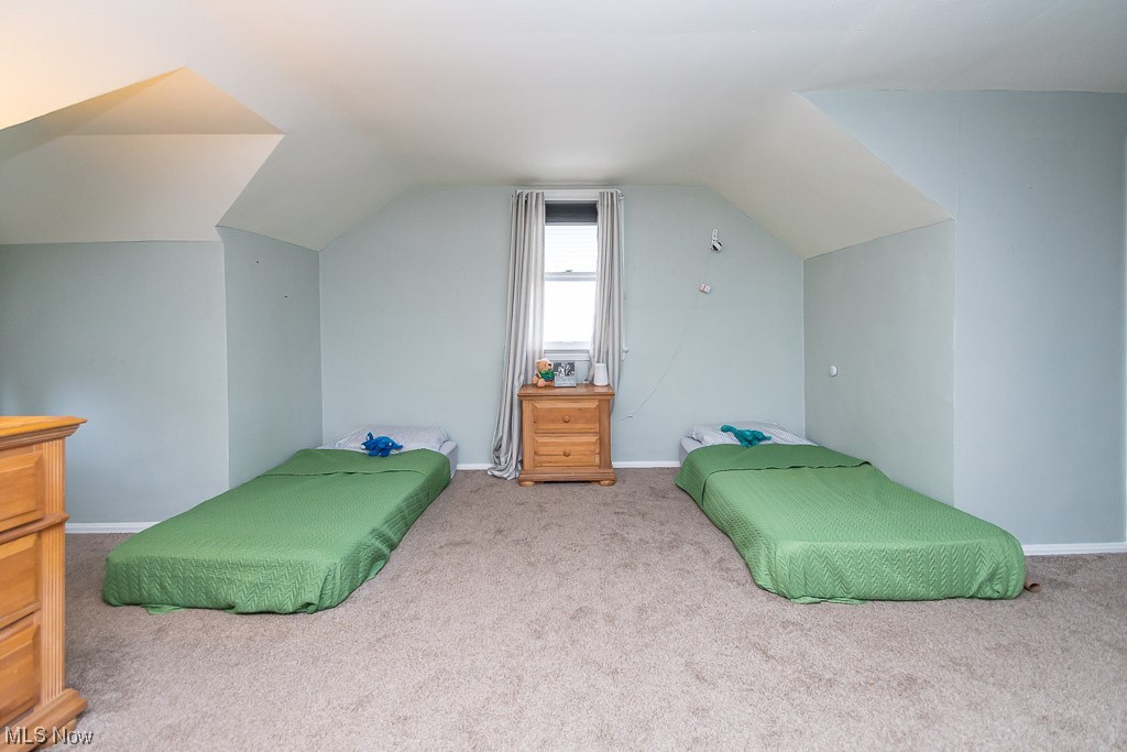 Warren Crest - Residential