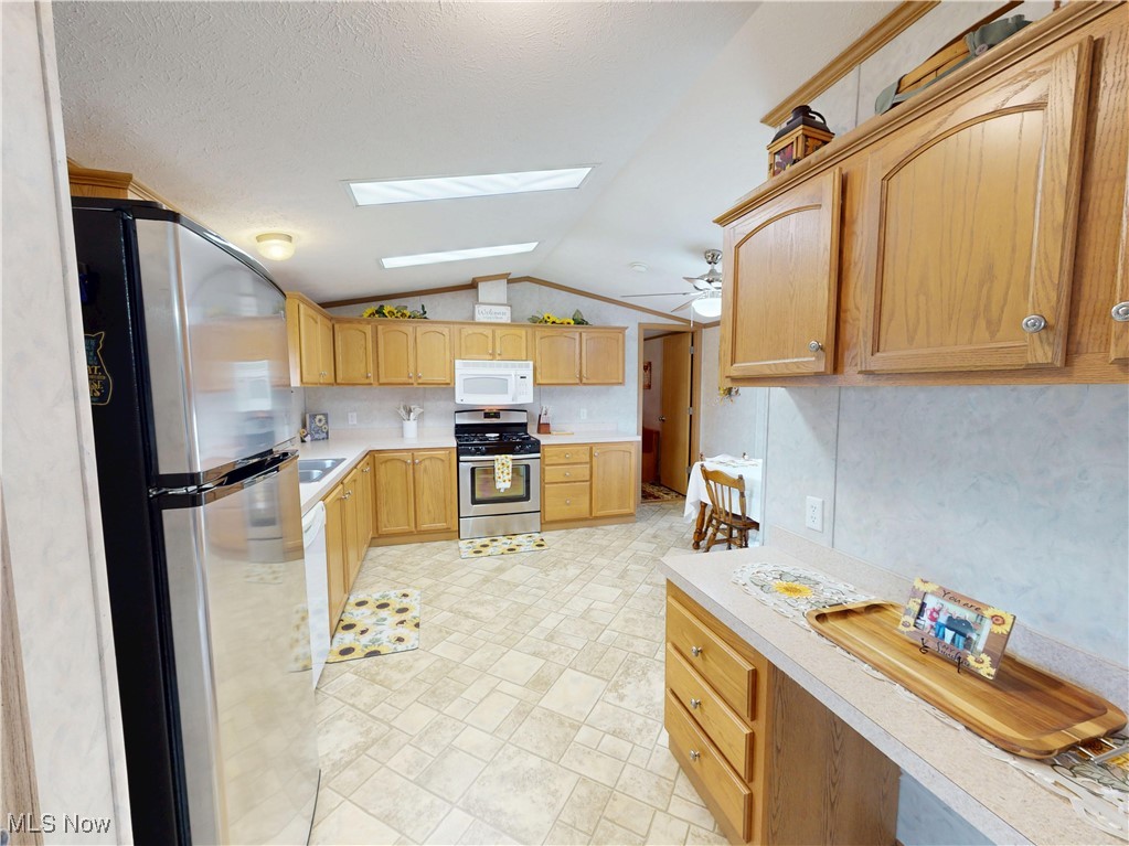 1608 Bogie Lane, Painesville, Ohio image 10