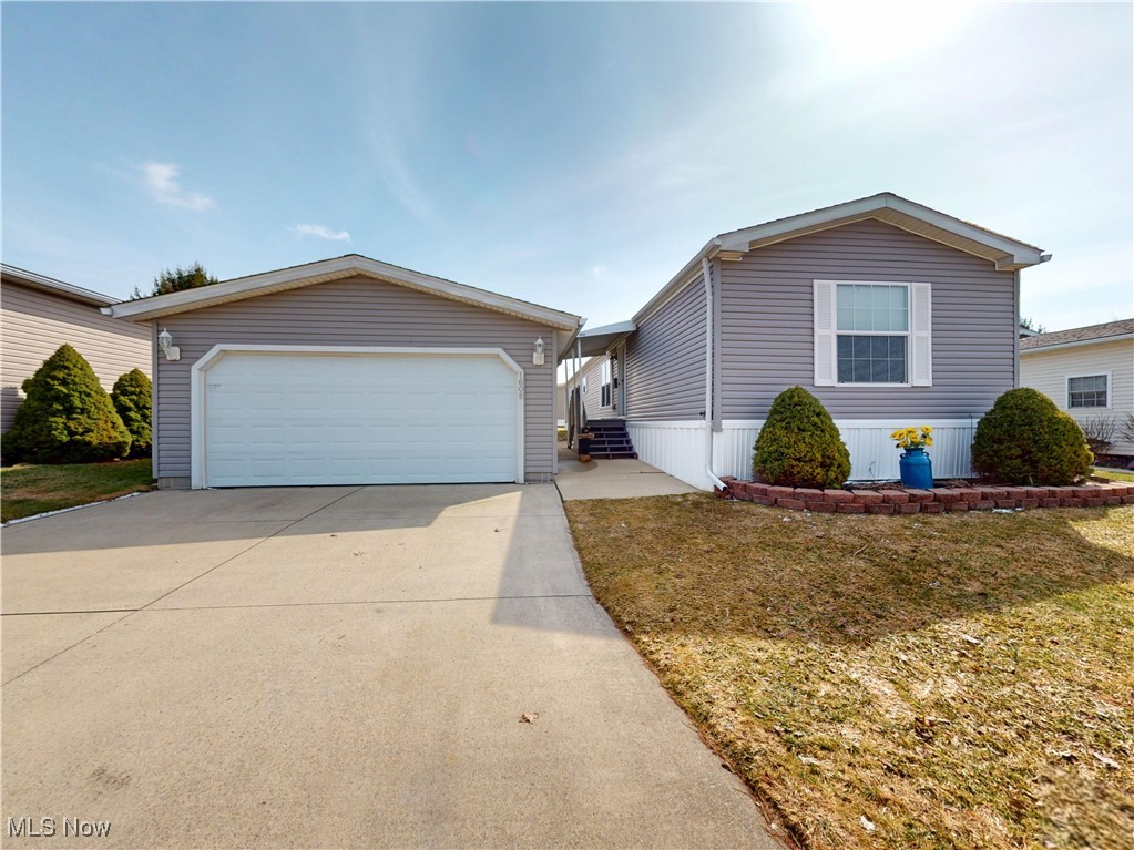 1608 Bogie Lane, Painesville, Ohio image 1