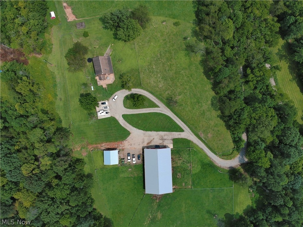 827 Darnold Road