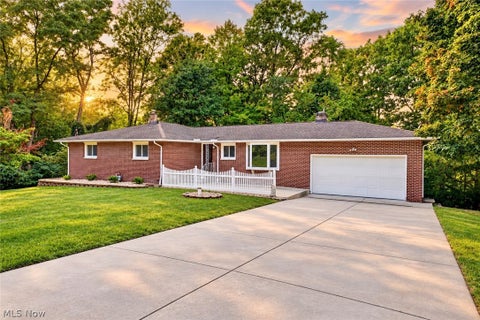 Homes For Sale - 6350 Auburn Road<br/> Painesville, OH 44077
