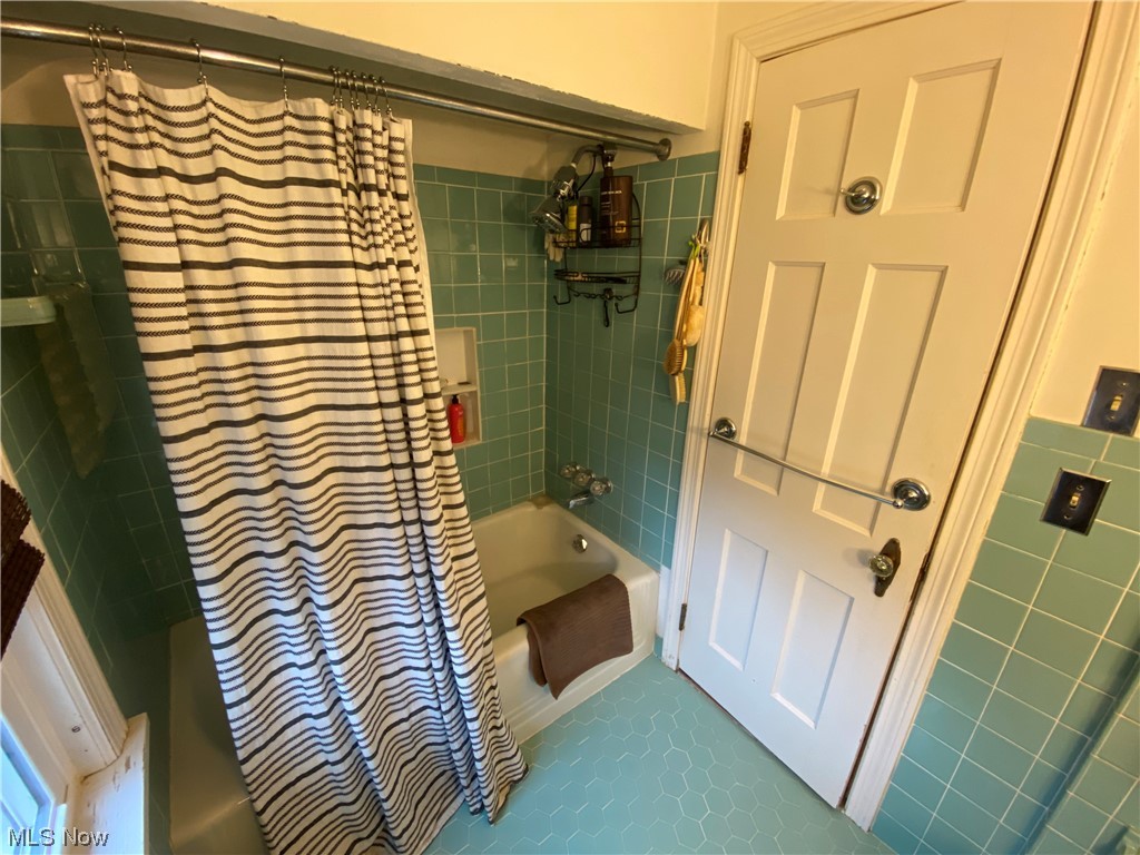 Rapid Transit Land Cos Sub 16 - Residential