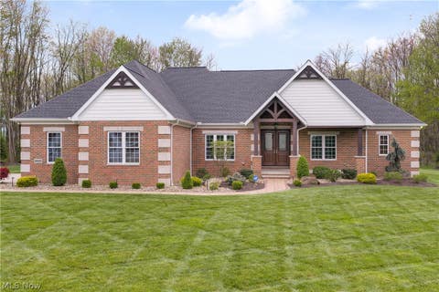 Homes For Sale - 8622 Hunters Ridge Run<br/> Wadsworth, OH 44281