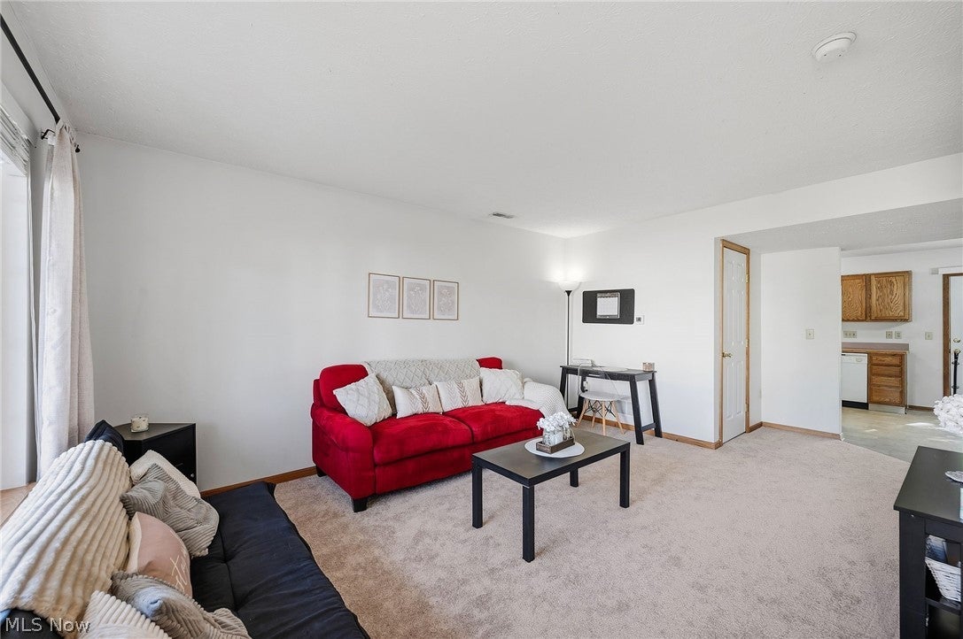 1138 Oxford Circle