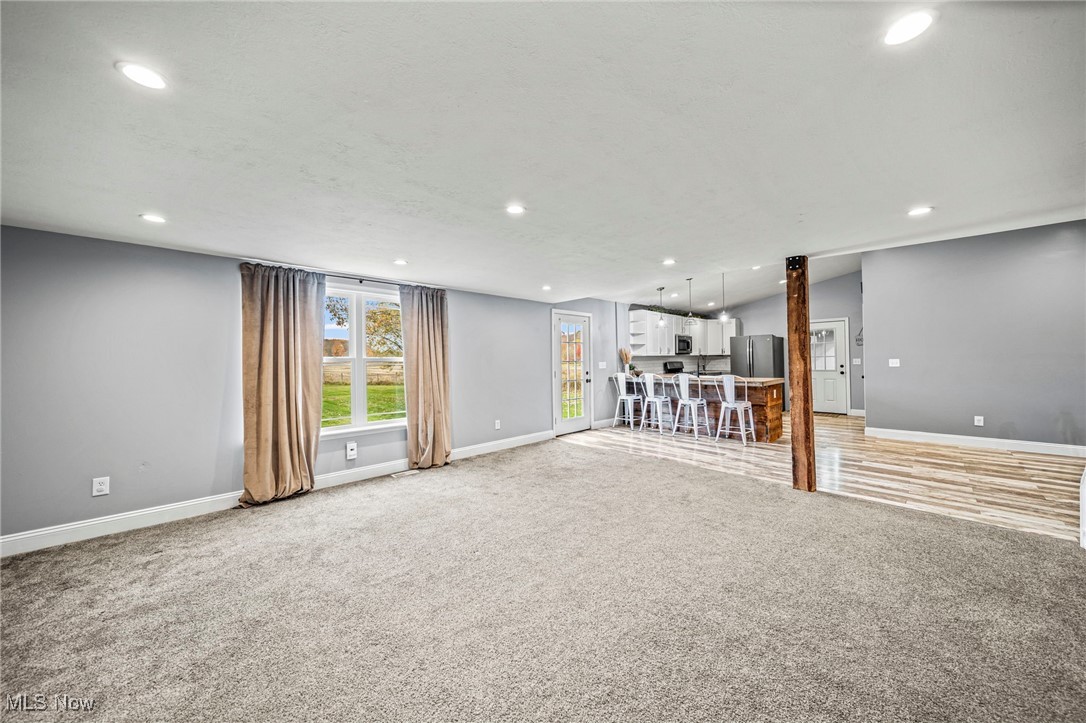 Jefferson, Ohio 44047, United States, 4 Bedrooms Bedrooms, ,3 BathroomsBathrooms,Residential,Active,239440