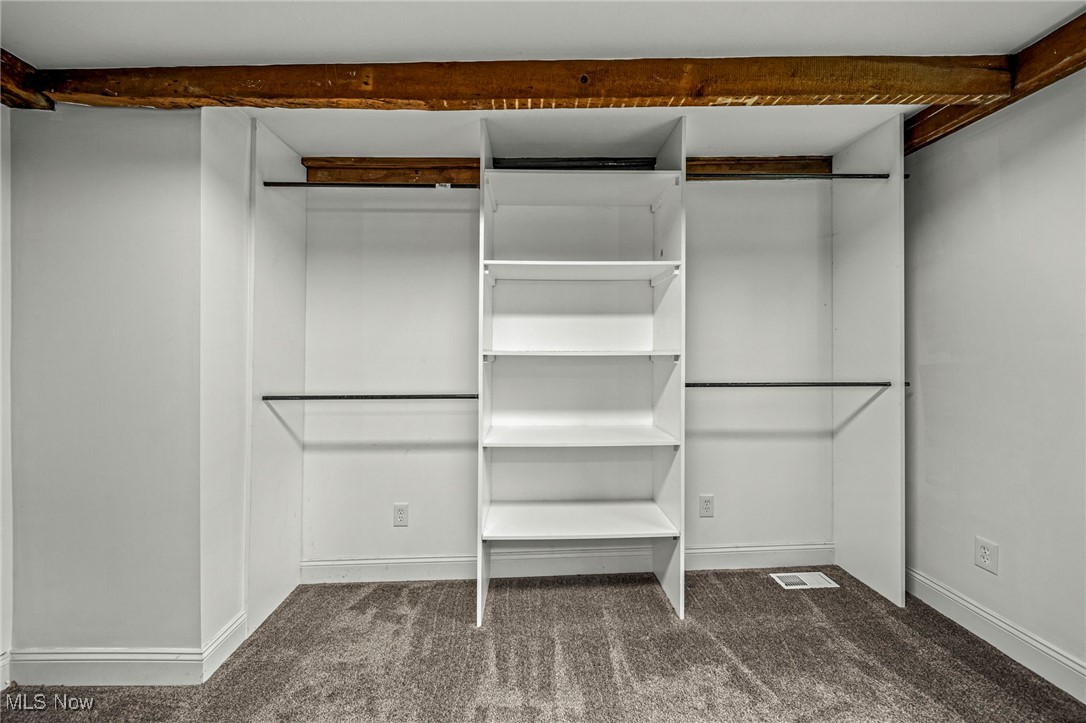 Jefferson, Ohio 44047, United States, 4 Bedrooms Bedrooms, ,3 BathroomsBathrooms,Residential,Active,239440