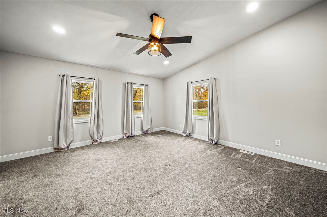 Jefferson, Ohio 44047, United States, 4 Bedrooms Bedrooms, ,3 BathroomsBathrooms,Residential,Active,239440