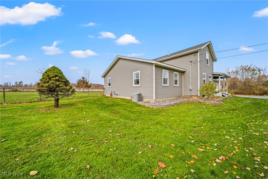 Jefferson, Ohio 44047, United States, 4 Bedrooms Bedrooms, ,3 BathroomsBathrooms,Residential,Active,239440