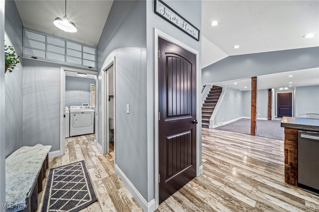 Jefferson, Ohio 44047, United States, 4 Bedrooms Bedrooms, ,3 BathroomsBathrooms,Residential,Active,239440